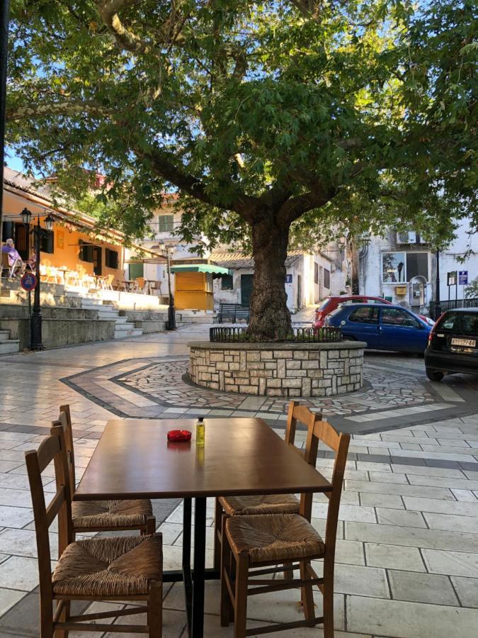 La Maisonette House In The Heart Of Close To Rovinia & Paleokastritsa * Liapades